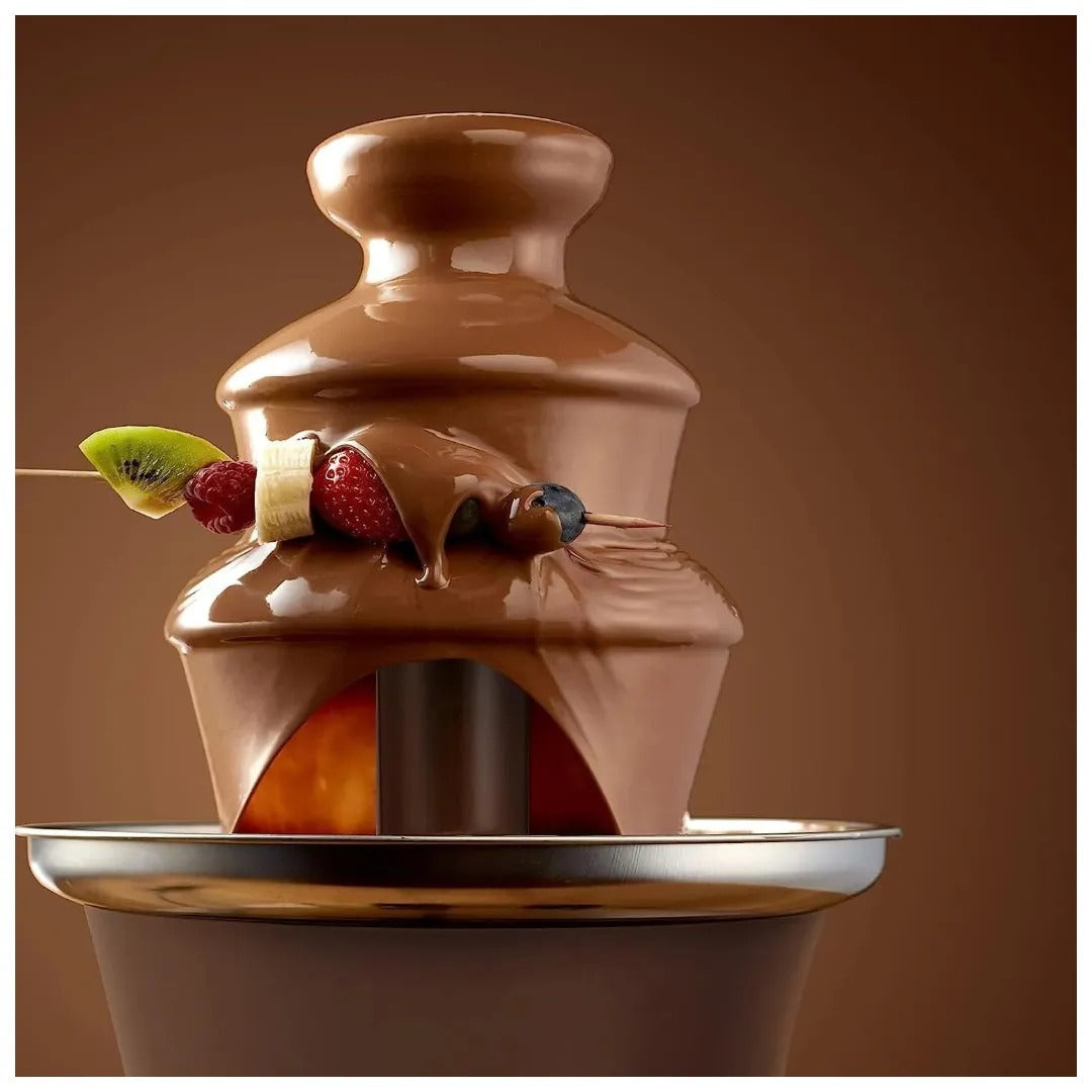 Fuente de chocolate de 3 niveles con frutas